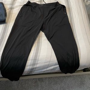Lululemon stretchy joggers
